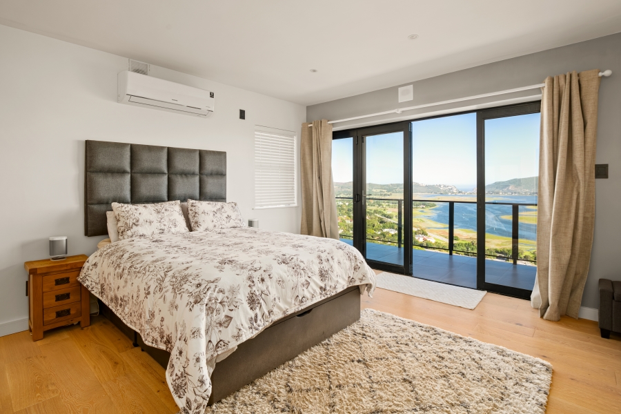 6 Bedroom Property for Sale in Old Place Western Cape